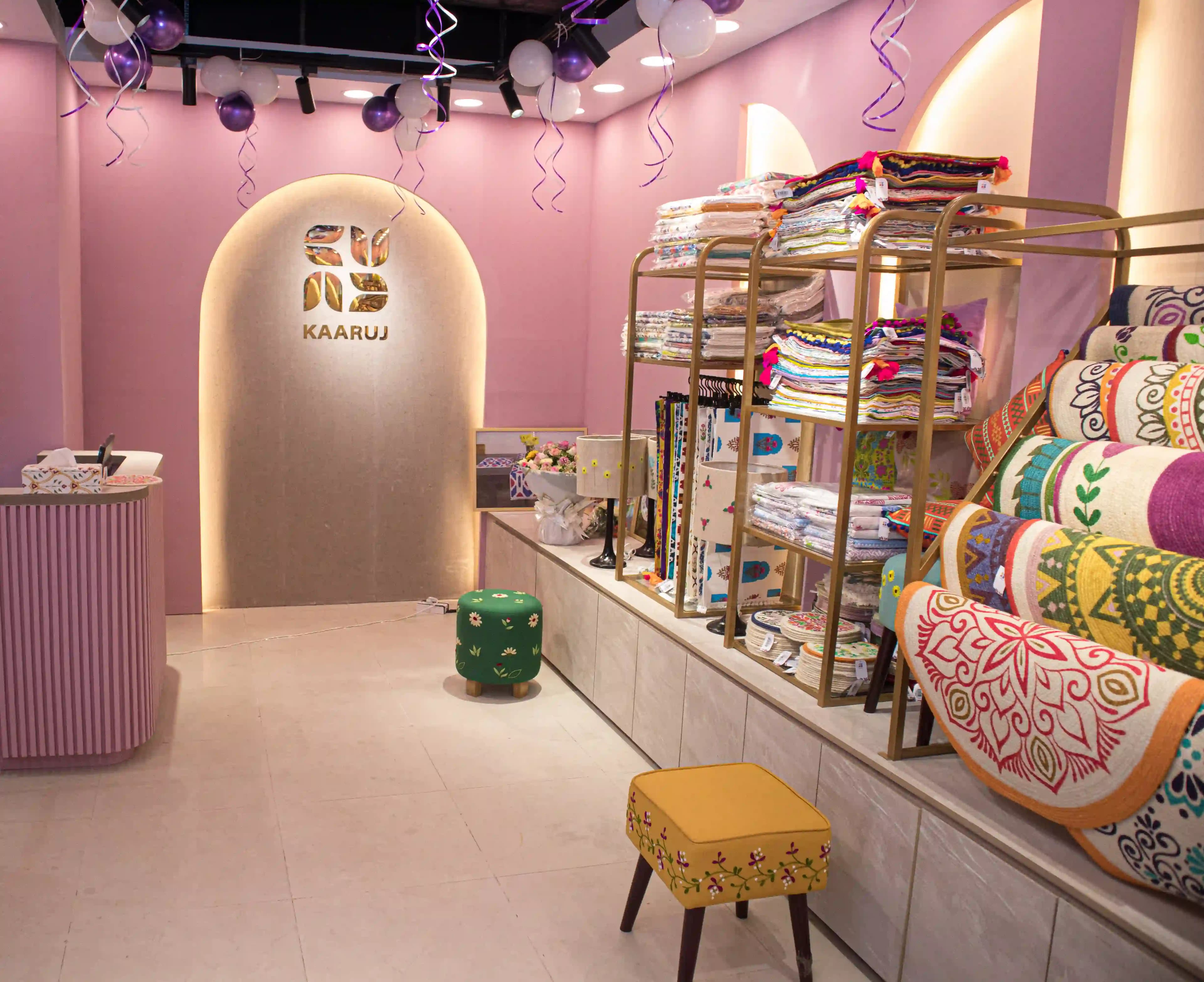 Kaaruj Bashundhara Outlet
